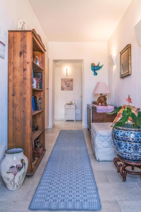 B&B Da Nicoletta San Pantaleo Exterior photo
